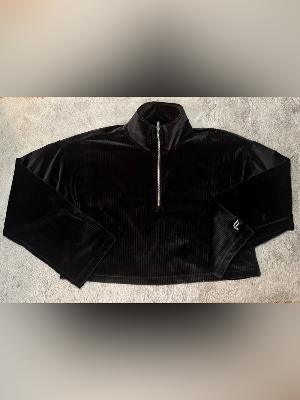 Fabletics Women’s Black Half-Zip Corduroy Cropped Pullover MSRP $99